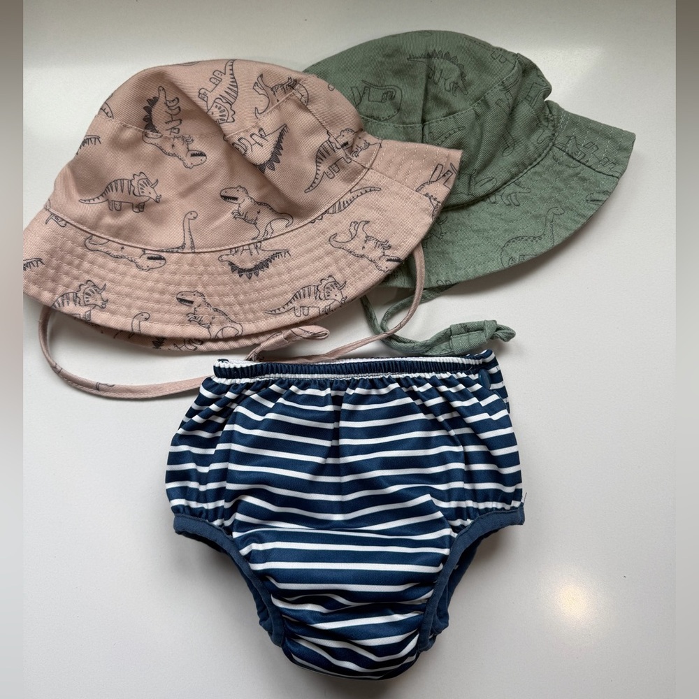 Green Sprouts Swim Diaper + 2 Baby Sun Hats Bundle (12M)